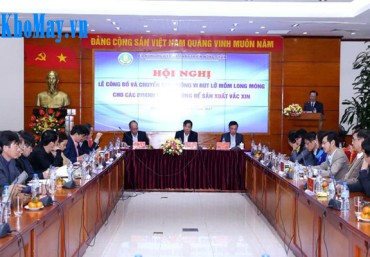 Việt Nam chủ động sản xuất được vắc xin lở mồm long móng