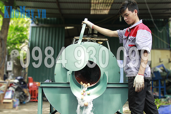 Cửa xả nguyên liệu của Máy rửa nông sản 3A XD500