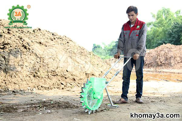 Máy gieo hạt
